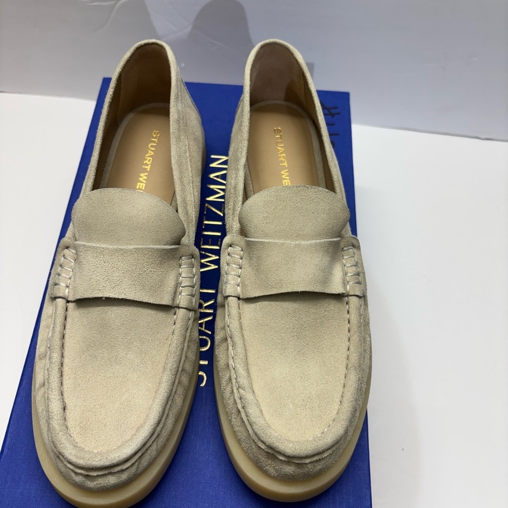 Stuart Weitzman Cream Women's Loafers